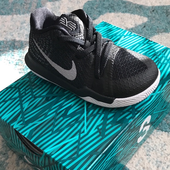 kyrie baby blue